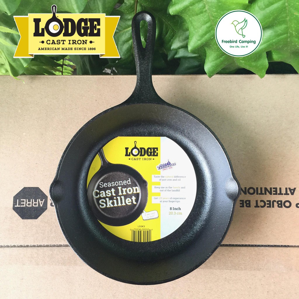 LODGE 8 inch Cast Iron Skillet กระทะเหล็กหล่อ 8นิ้ว 20.3ซม. L5SK3 camping ten แคมปิ้ง เต็นท์