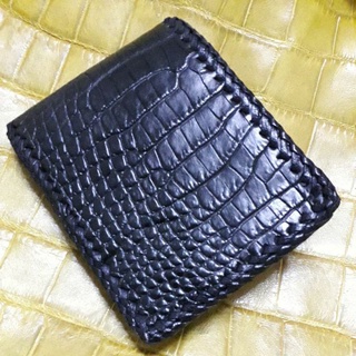 crocodile wallet กระเป๋าสตางค์  Crocodile Wallet lacing พร้อมใบครอบครองผลิตภัณฑ์จระเข้ตามcites