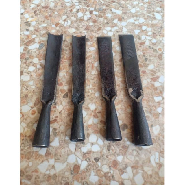 สิ่ว สำหรับใช้แกะสลักไม้ แบบปลายโค้งและแบบปลายแบนขนาด 7นิ้วหน้ากว้าวประมาณ1นี้วตอ่เติมด้ามได้