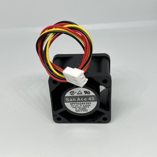 9PF0424H303  แจ็กขาว 40*40*28MM  DC24V 0.095A