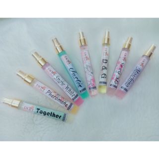 สเปรย์น้ำหอม ฉีดได้ทั้งตัว  หรือเสื้อผ้า กลิ่นหอม กลิ่นทูเกทเตอร์ ขนาด 10 ml จำนวน 1 ขวด