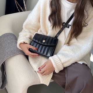 กระเป๋าหนังสะพายข้างทรงกล่อง มี3สี Dean bag