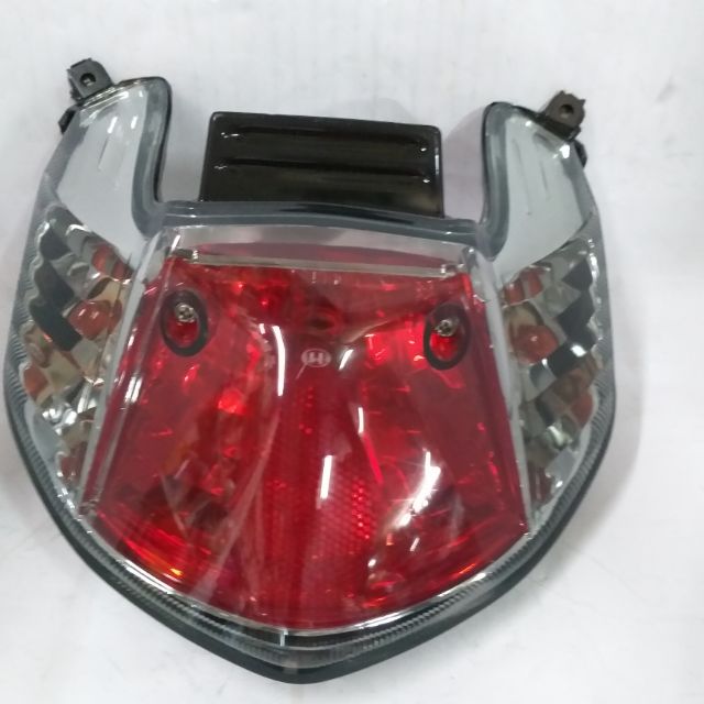 ไฟท้ายชุด อย่างดี Yamaha nuvo mx 07