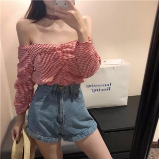 🍊New in 🍊พร้อมส่ง เสื้อเกาะไหล่ลายสก๊อตเล็ก เย็บแต่งดีเทลย่นด้านหน้าและแถบข้างแขน