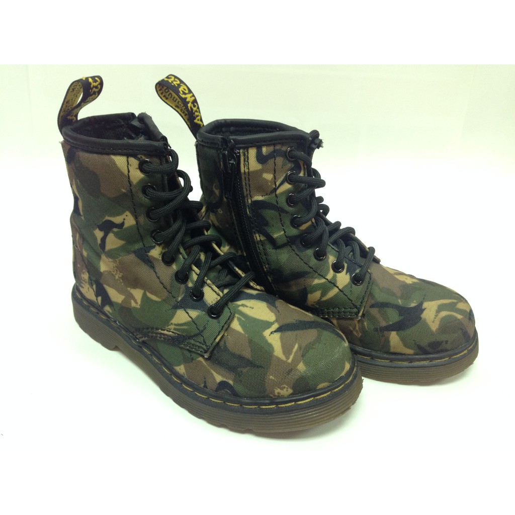 รองเท้าบูทเด็ก Dr Martens