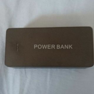 Powerbank แบตเตอรี่สำรอง ถูกๆ 6000mAh