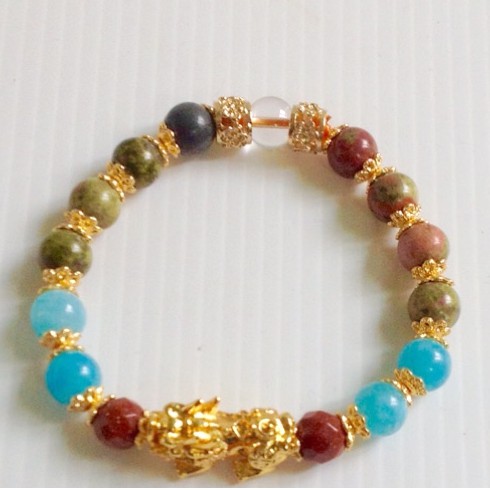 กำไลหินปี่เซี๊ยะนำโชค Lucky stone bracelet with gold Pixiu