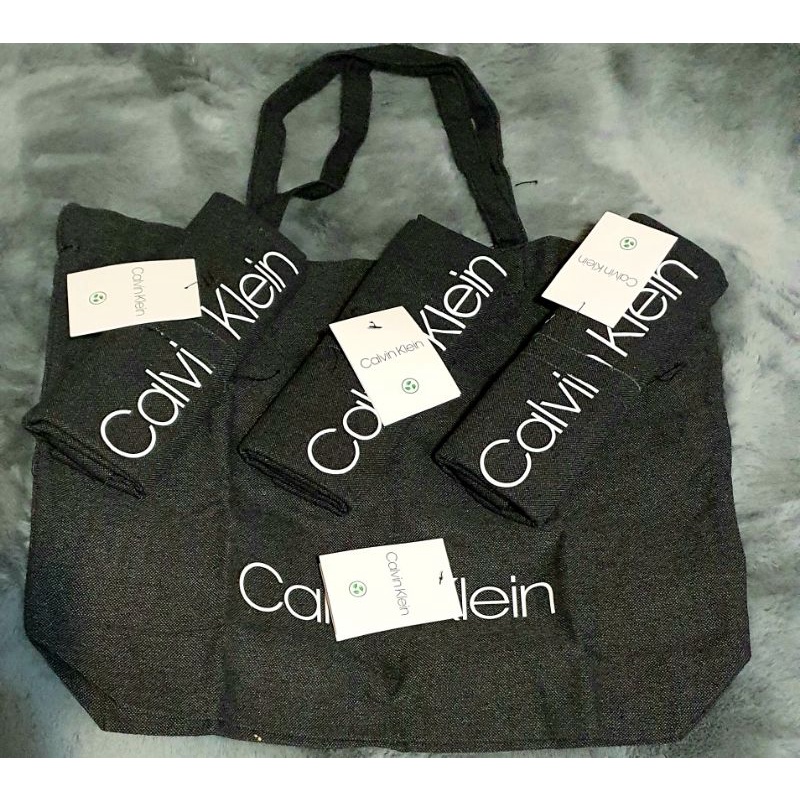 กระเป๋าผ้า Calvin Klein (ของแท้100%)นำเข้าจากUSA