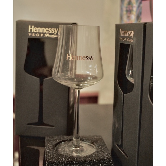 แก้ว hennessy ก้านยาวพร้อมกล่อง
