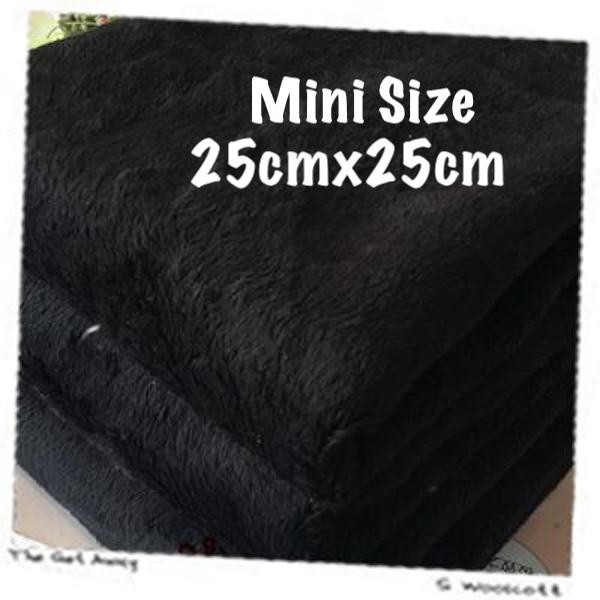 5K170Y7109a 1 pcs ผ้าขน ยาว 3 มิล ขนาด 25cm x 25cm หนา นุ่ม เนื้อนิ่ม สีดำ สำหรับทำตุ๊กตา จำนวน 1 ชิ้น