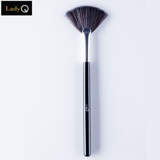 Lady Q Fan Face Brush  แปรงปัดแป้งส่วนเกิน ขนาดเล็ก –  สีดำ (LQ-010)