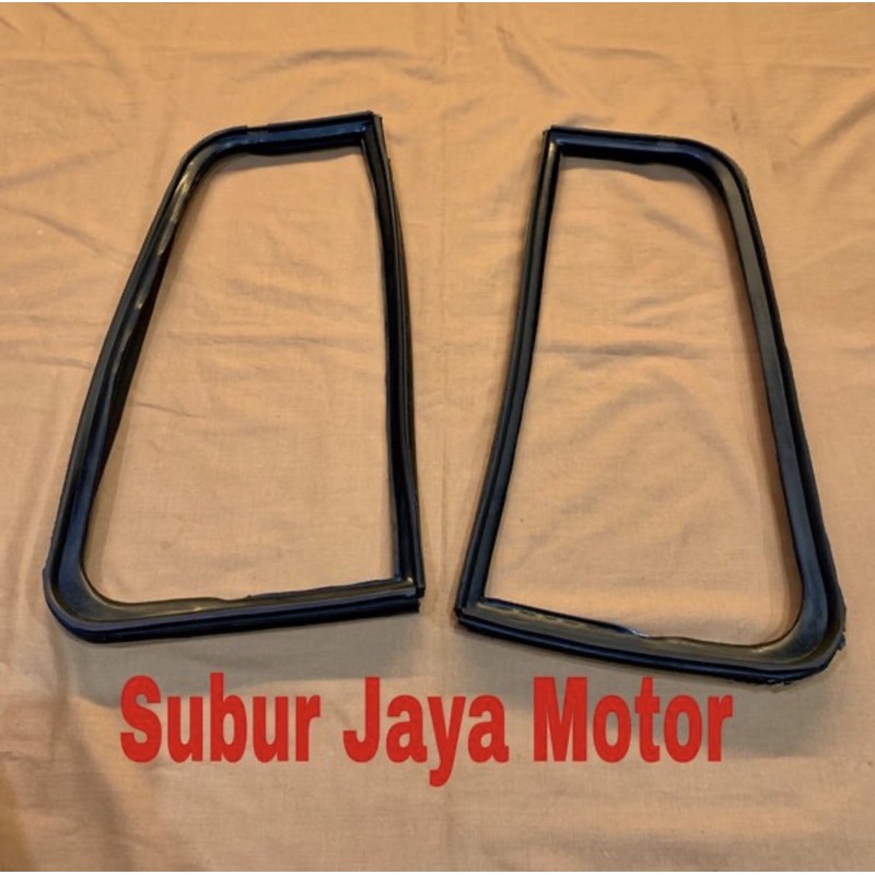 ยางบังลมประตูหน้า / สวิงหน้า - Hardtop (2F) - FJ40 / FJ45 / BJ40