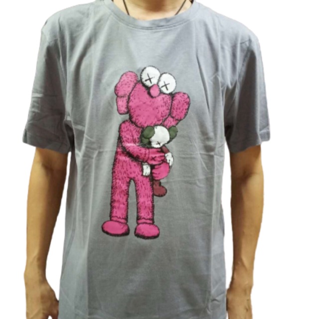 Kaws Tshirt เสื้อยืดการ์ตูน