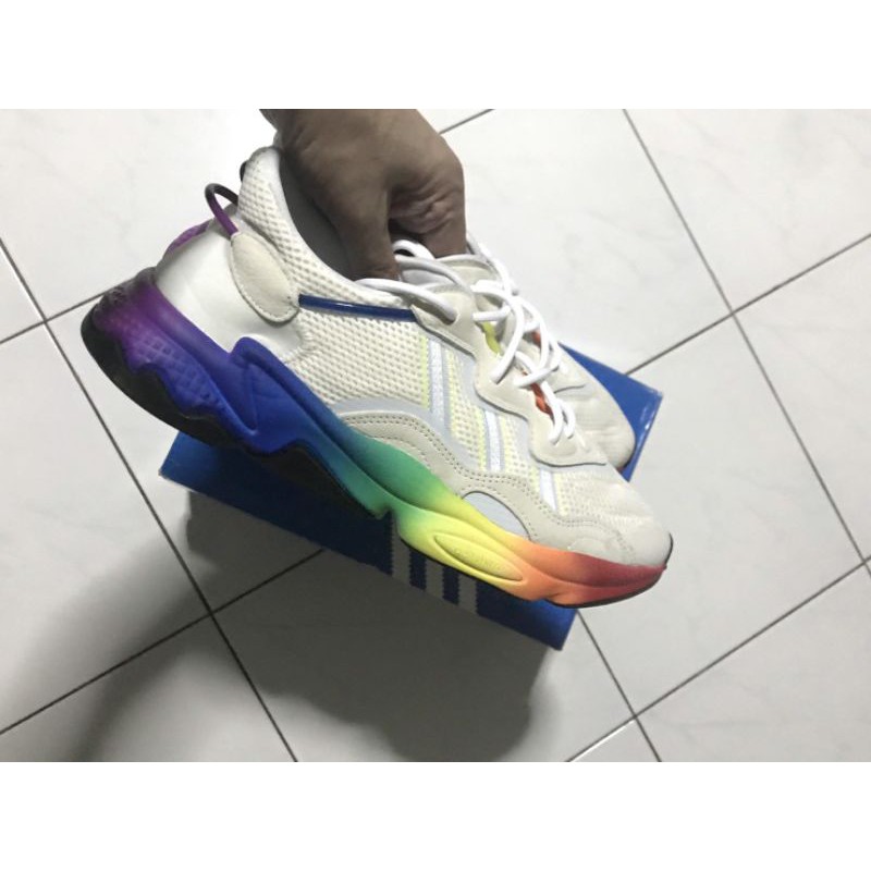 รองเท้า Adidas OZWEEGO PRIDE ThaiPick