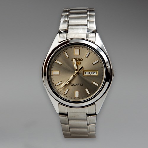 SIERO นาฬิกาข้อมือผู้ชาย สายสแตนเลส สีเงิน/หน้าเทา รุ่น SR-M001