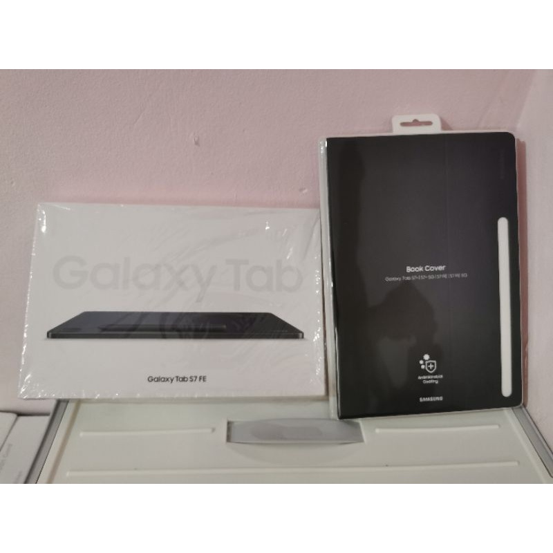 Samsung Galaxy Tab S7 FE  LTE Black+ Book cover