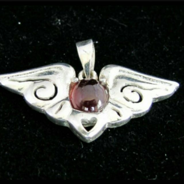 จี้เงินแท้ 925 ฝังพลอยโกเมนแท้ (GARNET STONE)