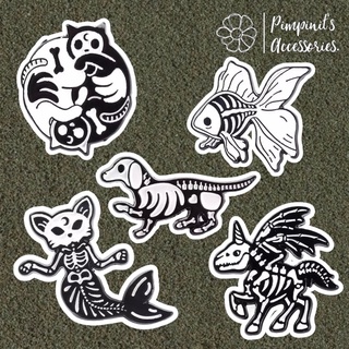 ʕ •ᴥ•ʔ ✿ พร้อมส่ง : เข็มกลัดโครงกระดูกปลาทอง,แมวและยูนิคอร์น | Goldfish, Cat &amp; Unicorn Skeleton Enamel Brooch Pin Set