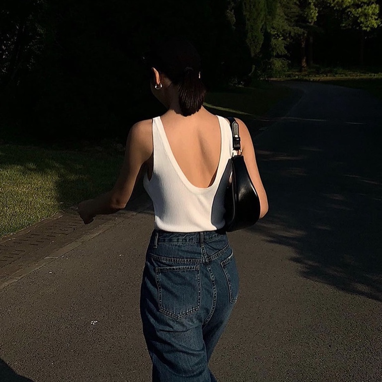 (พร้อมส่ง) เสื้อ รุ่น Clare Tank Top มี 3 สี | PENN STUDIO