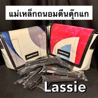 แม่เหล็กถนอมตีนตุ๊กแก กระเป๋า Freitag  รุ่น Lassie สามารถติดแม่เหล็กได้ทั้ง 2 ชั้น