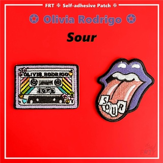 Olivia Rodrigo - Sour แผ่นสติ๊กเกอร์ลาย Singer Songwriter สําหรับติดตกแต่งเสื้อผ้ากระเป๋า 1ชิ้น