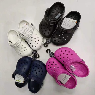 Crocs รองเท้าแตะ รองเท้าชายหาด ขนาดเล็ก กลาง และใหญ่ สําหรับเด็กผู้ชาย และเด็กผู้หญิง 204536