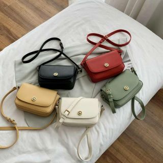 ทักแชทก่อนสั่ง 🕙 กระเป๋าสะพายข้าง Lindsey bag