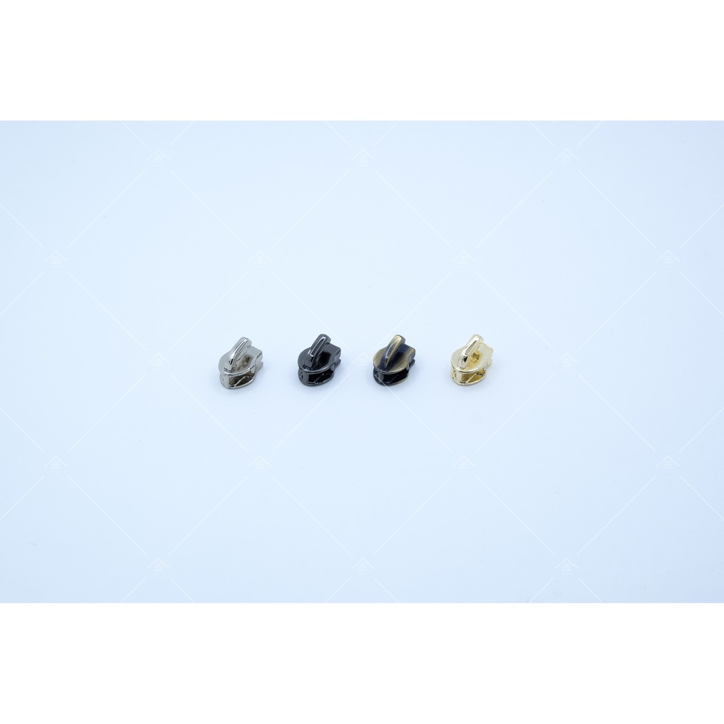 ปลีก/ส่ง (5ชิ้น) หัวซิปไนลอน เบอร์3 งานซิ้ง ชุบเกรดA ไม่ลอก ไม่ดำ (ZP0026)