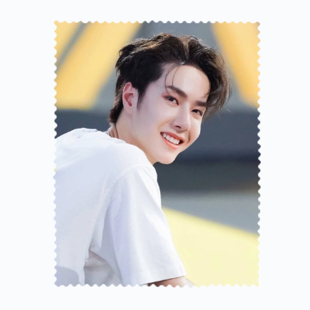 ผ้าเช็ดแว่นตา ผ้าเช็ดเลนส์ ไมโครไฟเบอร์ อี้ป๋อ เซียวจ้าน