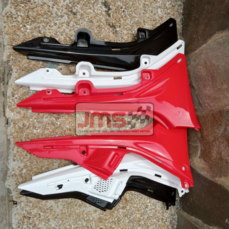 CRF150L CENTER WING REAR BODY COVER CRF 150 L SIDE PANEL CRF 150 L