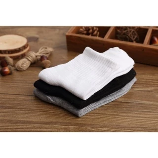 [ยกโหล 12 ชิ้น] พร้อมส่ง! ถุงเท้าข้อยาว สีพื้นดำ เทา ขาว ป้ายญี่ปุ่น ผ้าหนาอย่างดีทนทาน ใส่ได้ทั้งชายและหญิง SO02