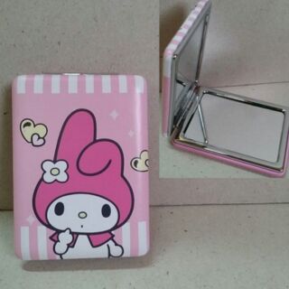 กระจกพับ สำหรับพกพา ด้านหลังเป็นสีพื้น ลาย มายเมโลดี้ mymelody ขนาด 5.5x7.5 cm