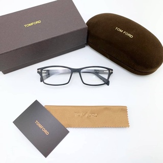 TOM FORD SHINY BLACK BLOCK LENSES EYEGLASSES กรอบแว่นตัดเลนส์สายตา แบรนด์ทอมฟอร์ด ทรงเหลี่ยมเล็ก กรอบสีดำ