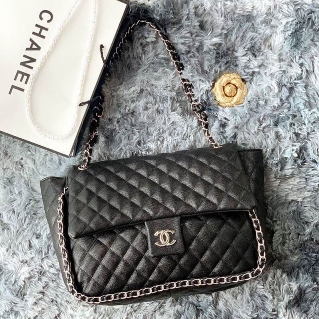 VIP Gift 🎁 Chanel XXL Flap Bag