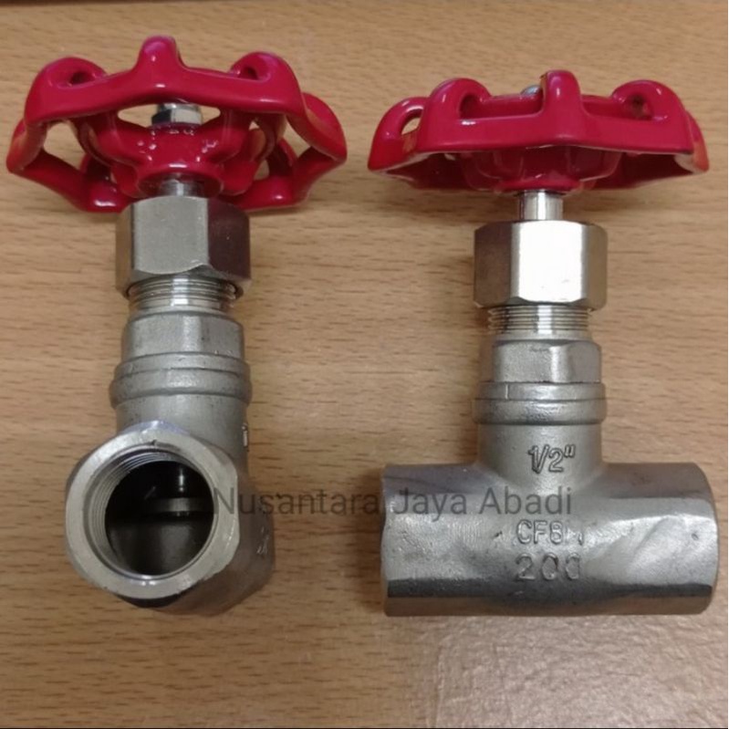 Globe Valve Stainless 316 เกลียว 1/2" นิ้ว DN 15 200 Psi