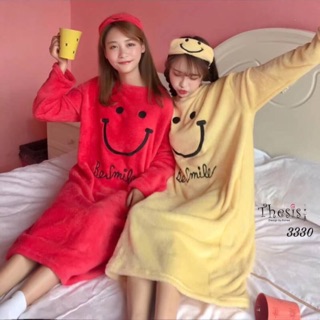 Smiley Korea Pajamas with Eyeband เดรสชุดนอนผ้าขนตัวยาว ด้านหน้าปักsmiley มาพร้อมที่ปิดตาปักลาย สีเข้ากัน