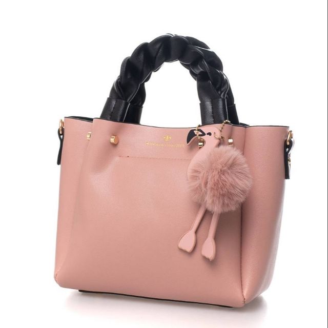 กระเป๋า karaya