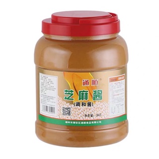 ซอสงา(通顺芝麻酱)1ขวด3kg เป็นซอสที่มีกลิ่นหอมของงาบด มีรสชาติหอมอร่อยกลมกล่อม สามารถปรุงอาหารได้หลากหลายเมนู เช่น สลัดทูน่า