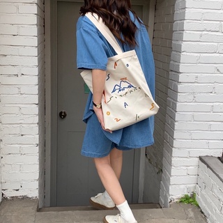 🖐🏾 พร้อมส่งจากไทย — กระเป๋าผ้าแคนวาส mountain tote bag