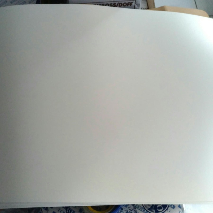 Mika Cover volume PP White ทรายด้านหนา 0.60 mm A4 บรรจุ 10 แผ่น