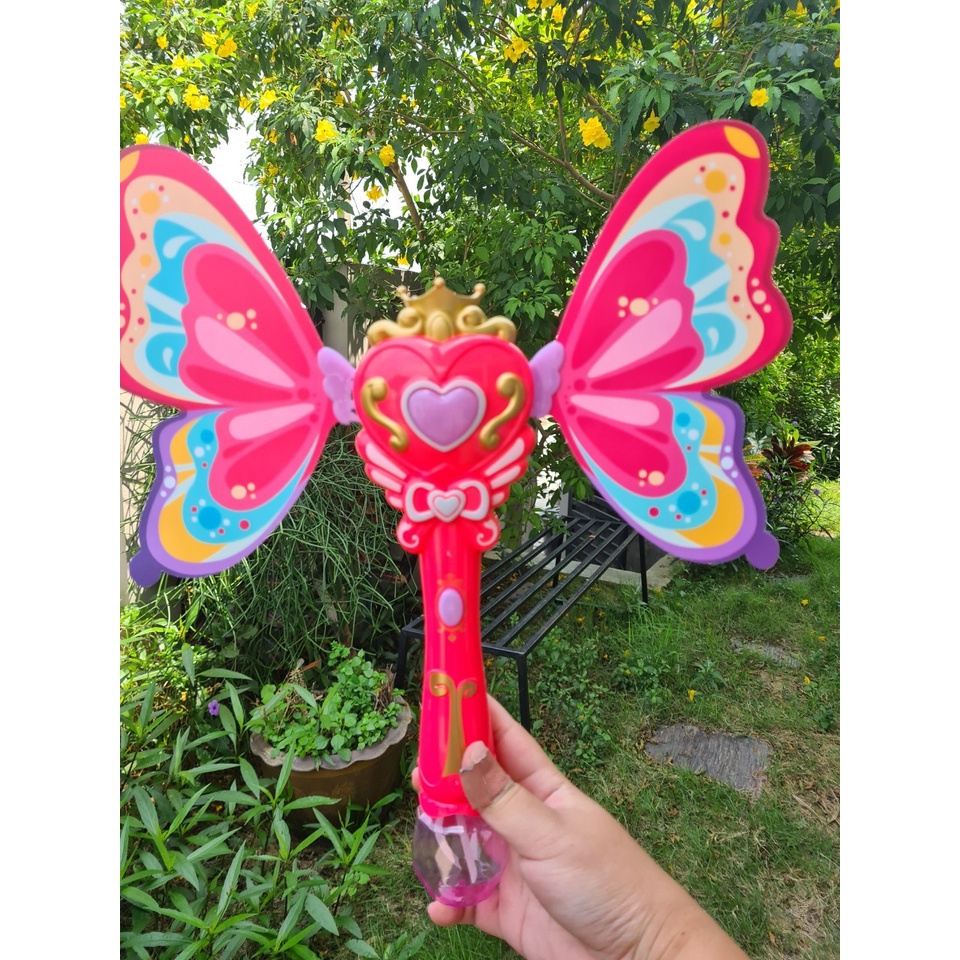 ไม้คฑาเจ้าหญิง เป่าฟอง คฑาฟองสบู่ มีเสียง มีไฟ คฑา ของเล่นเด็ก ไม้คฑาเด็ก คฑามีฟองสบู่ ไม้คฑารูปหัวใจ ไม้คฑาแปรงร่าง