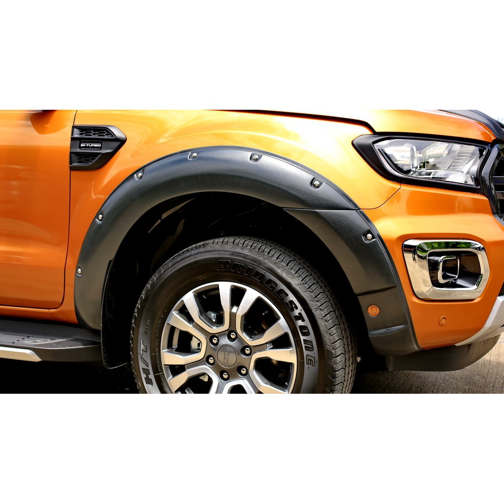 คิ้วล้อ โป่งล้อ Ford Ranger 2018 2019 2020 6 นิ้วหมุด สีดำด้าน 4 ประตู,แคป