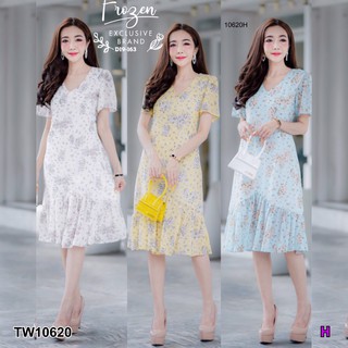 J10620 Dress เดรสคอวีกระโปรงปล่อยสวิงลายดอก