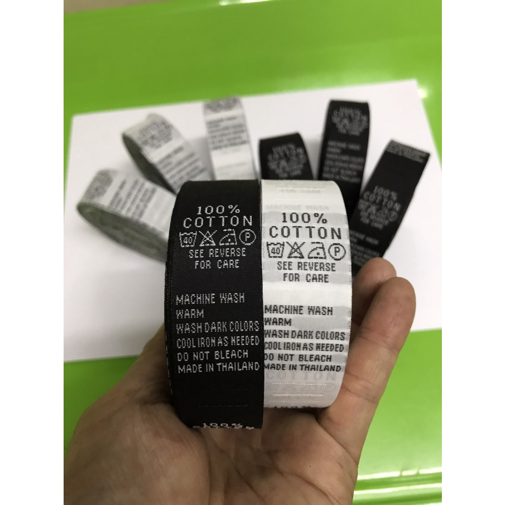 ป้ายทอ ป้ายติดคอเสื้อ 100%cotton พื้นขาว&ดำ ซักแล้วไม่หลุด ขายยกม้วน(300ชิ้น)
