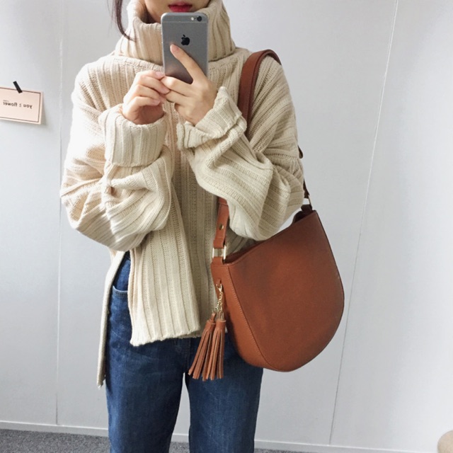 Sweater ผ่าข้างทรงoversize