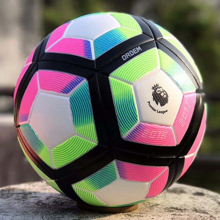 ถุงเท้าฟุตบอล สนับแข้ง ลูกบอลเทรนนิ่งหนัง PU ของแท้  Premier League 4/5 ป้องกันการลื่นไถล