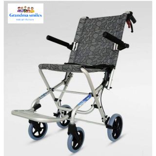 รถเข็นผู้สูงอายุพกพา รถเข็นคนท้อง ขึ้นเครื่องบินได้ มีกระเป๋าใส่พับเก็บ  Wheel chairพกพา