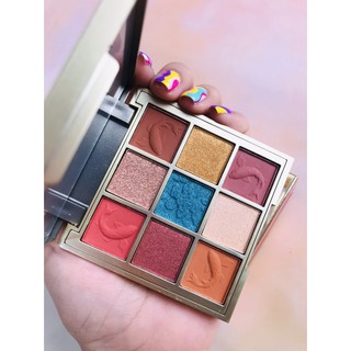 (พร้อมส่ง) MANSLY Flower Beautiful Eyeshadow Tray