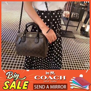 แท้💯%【มีกล่อง  ใบแจ้งหนี้  บัตร  จัดส่งฟรี】Coach ดอกไม้  - 9 นิ้วในเส้นผ่าศูนย์กลาง 58312 ลายเซ็นกระเป๋า Boston bag