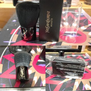 Yves saint Laurent beaute Kabuki brush.  1ชิ้น